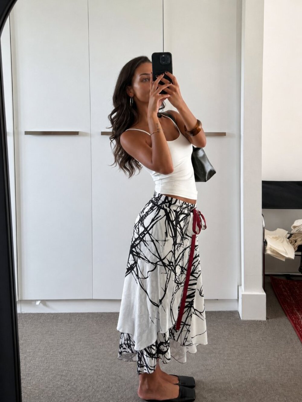 Silk Wrap Midi Skirt Size Medium Black White Abstract Print (M)